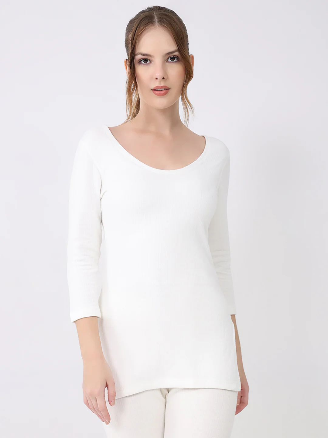 Women White Solid Round Neck 3/4th Sleeve Thermal Vest