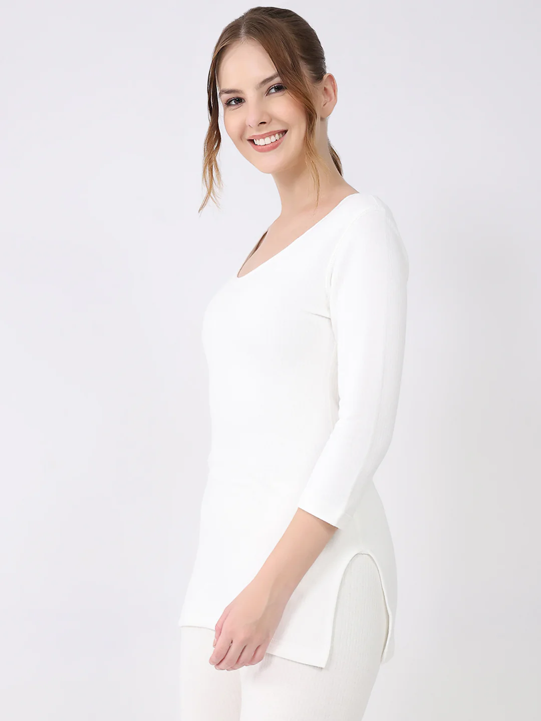 Women White Solid Round Neck 3/4th Sleeve Thermal Vest - Image 3