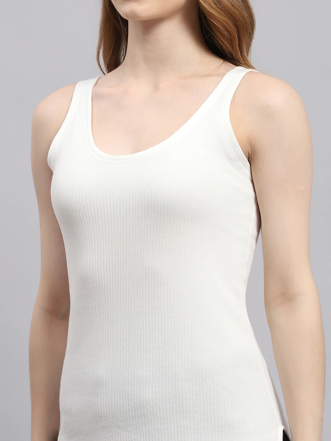 Women White Solid Round Neck Sleeveless Thermal Vest - Image 6