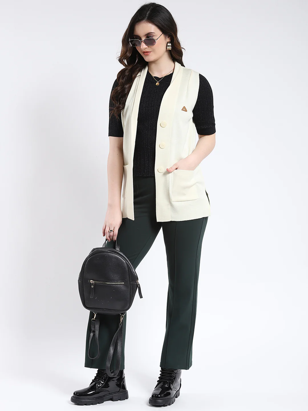 Women White Solid V Neck Sleeveless Cardigan - Image 2