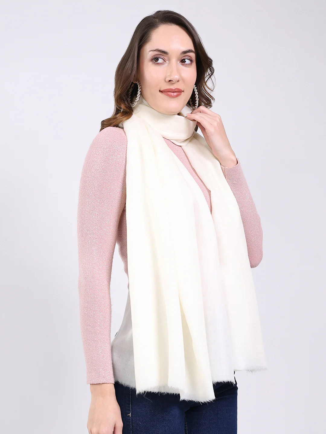 Women White Solid Wool Blend Shawl - Image 4