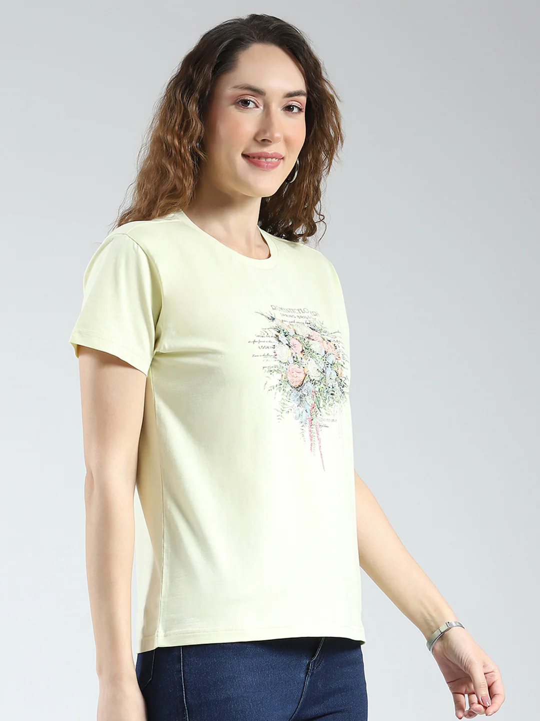 Women Yellow Printed Round Neck Half Sleeve Top - Image 4