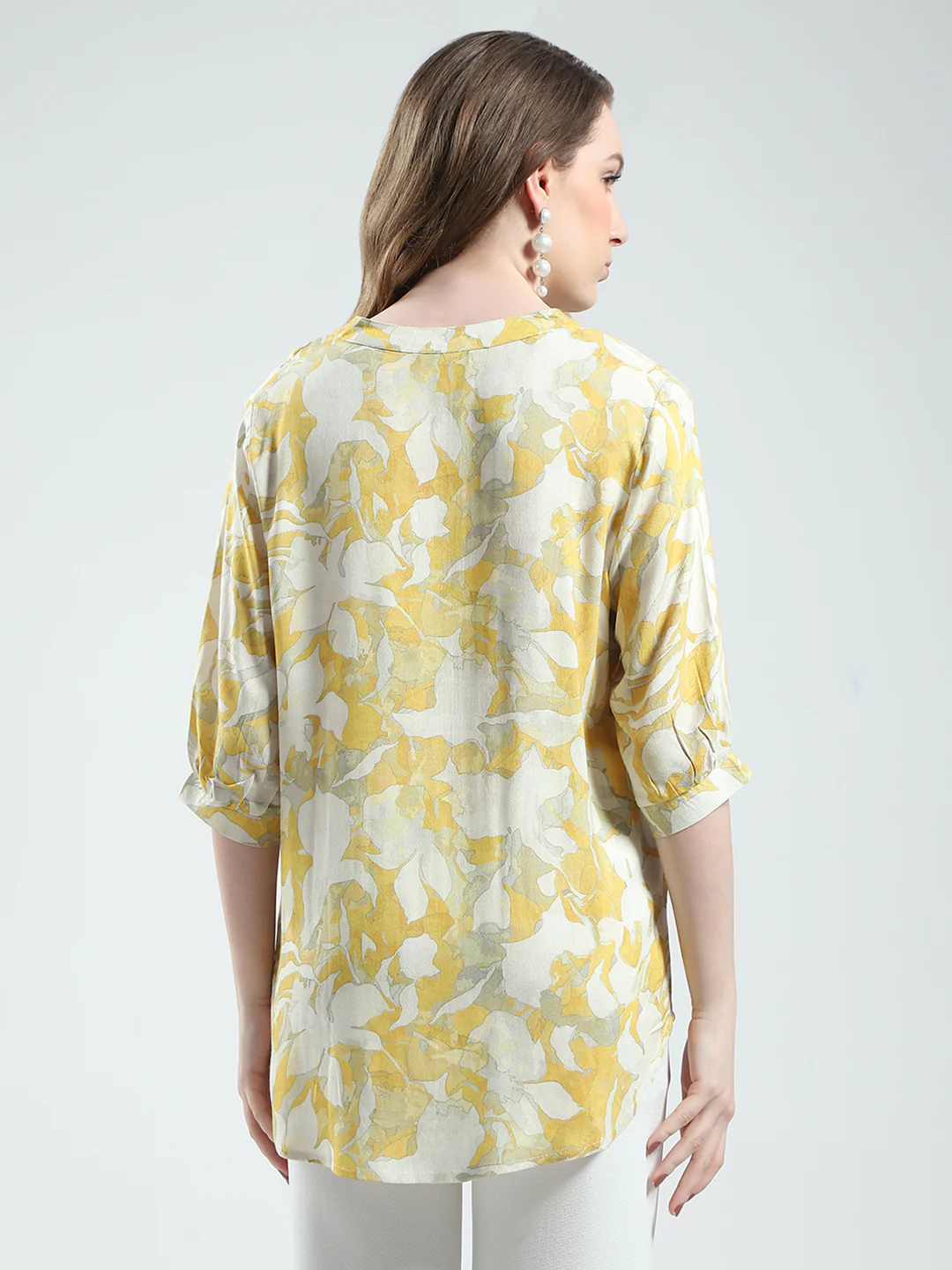Women Yellow Printed V Neck Half Sleeve Top - Image 5