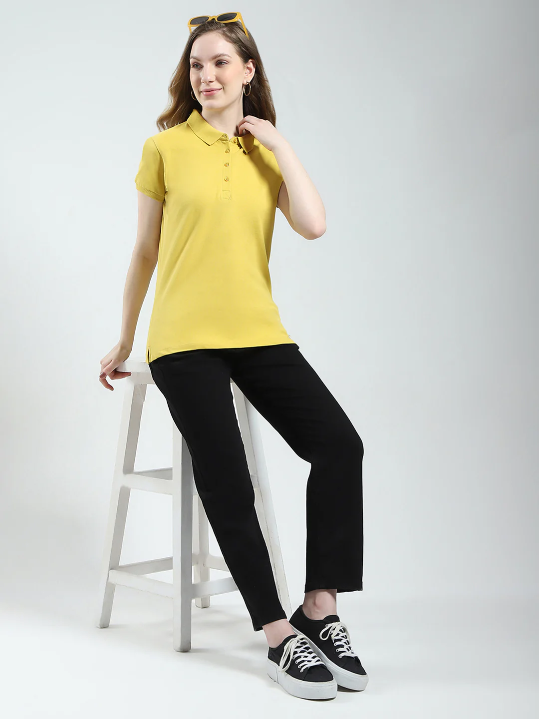 Women Yellow Solid Collar Half Sleeve T-Shirt - Image 2
