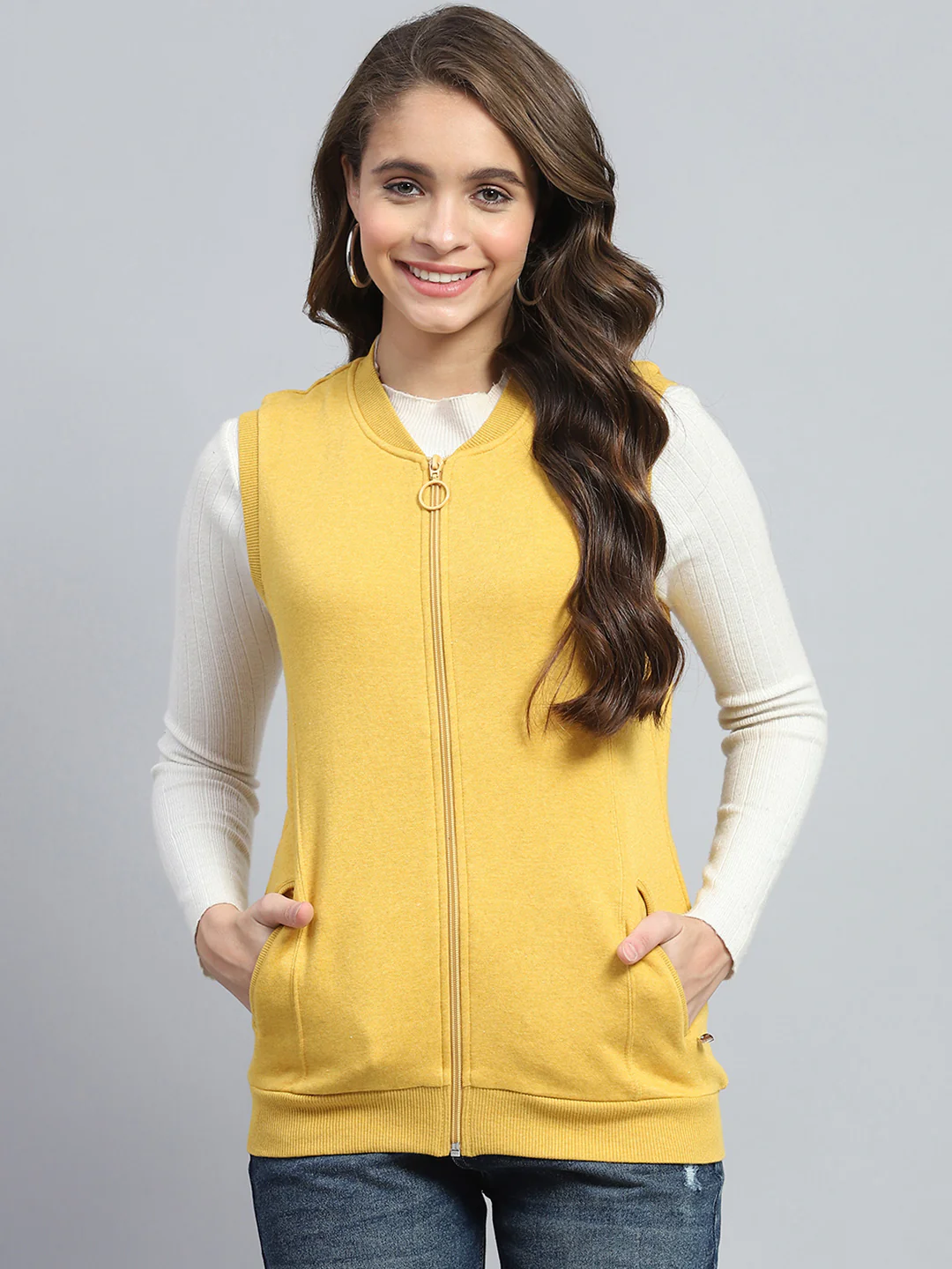 Women Yellow Solid Round Neck Sleeveless Sweatshirt - Image 2