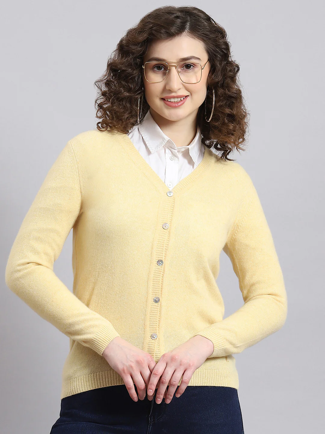 Women Yellow Solid V Neck Full Sleeve Cardigan - Image 5