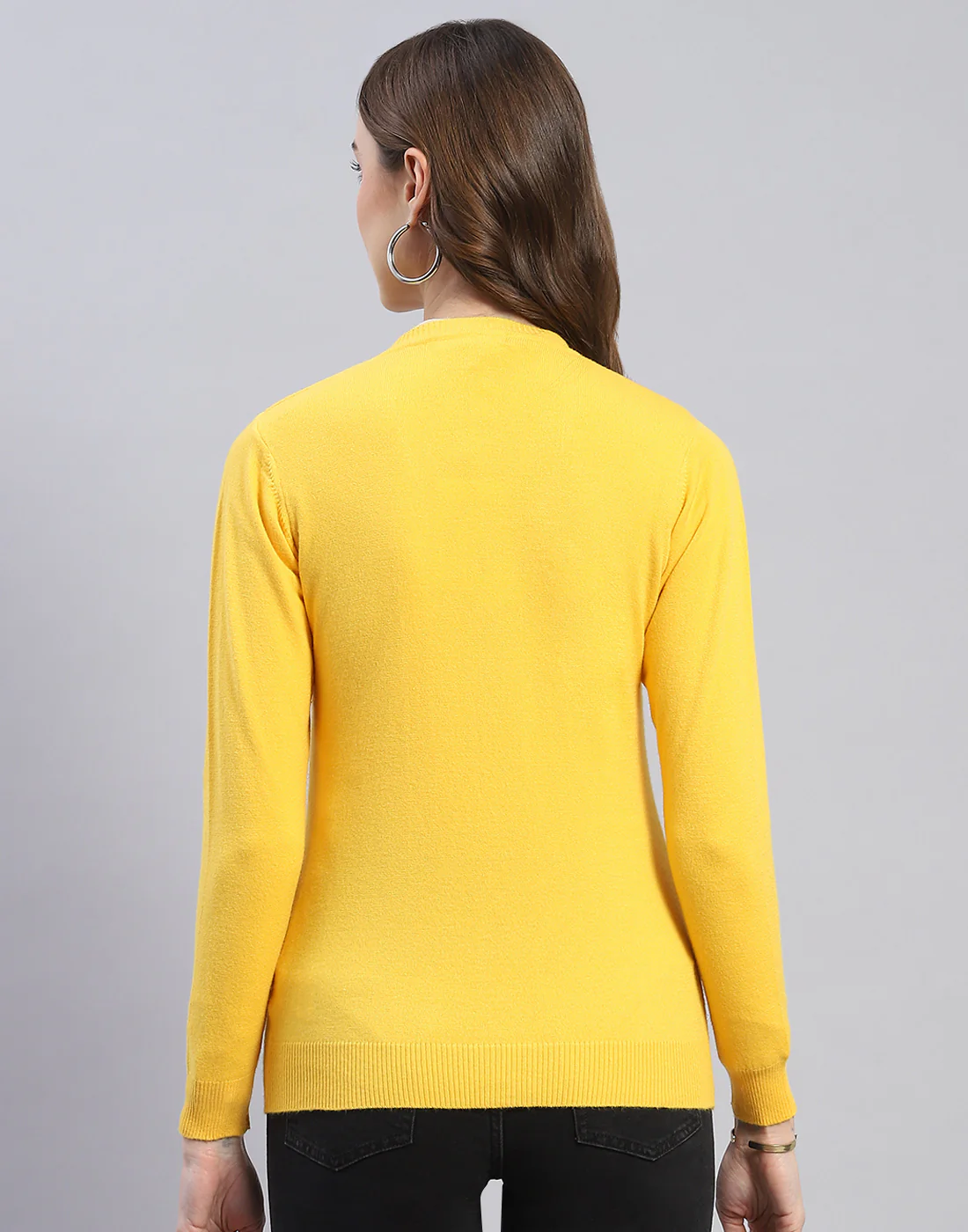 Women Yellow Solid V Neck Full Sleeve Cardigan - Image 5