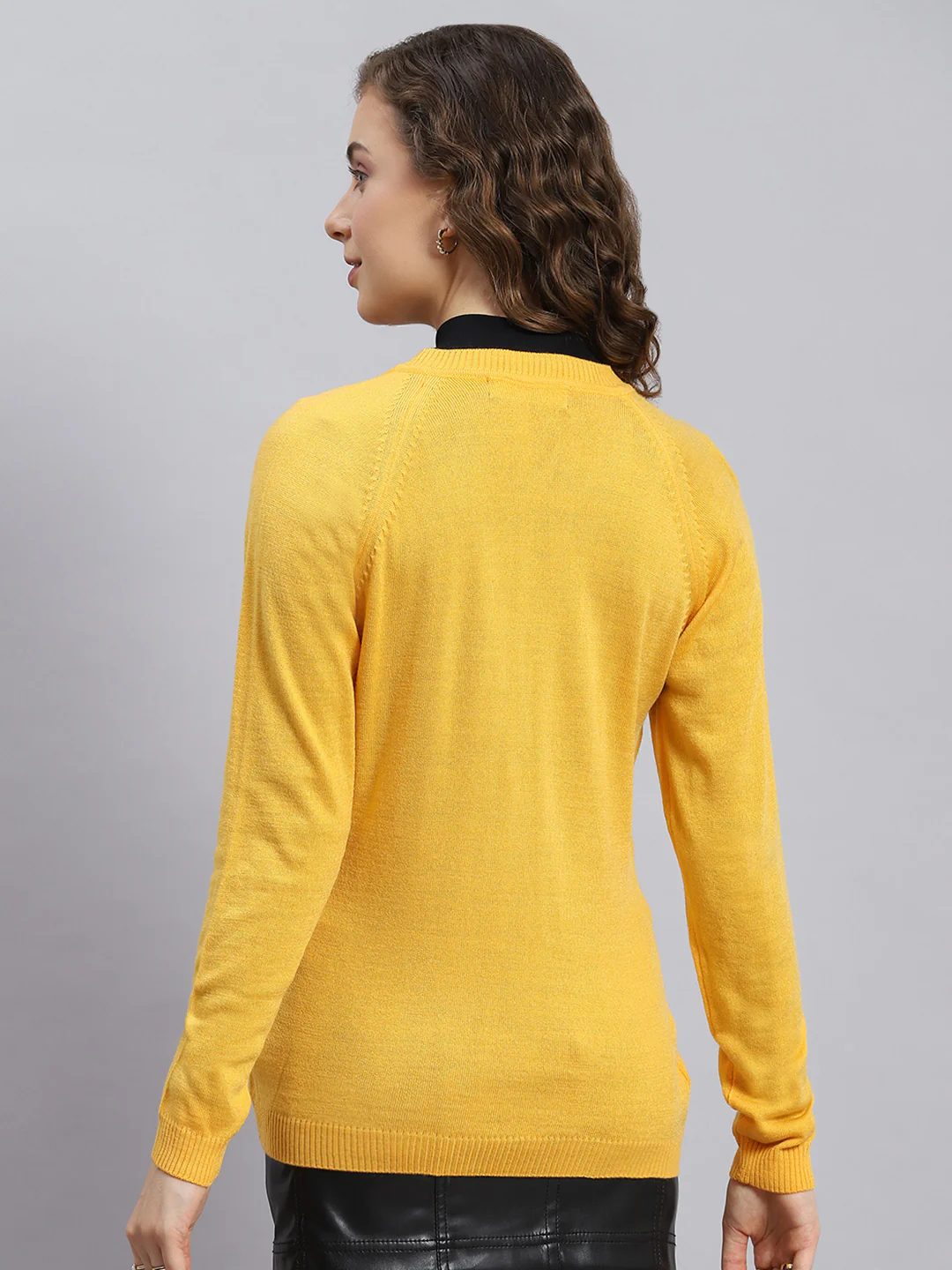 Women Yellow Solid V Neck Full Sleeve Cardigans - Image 5