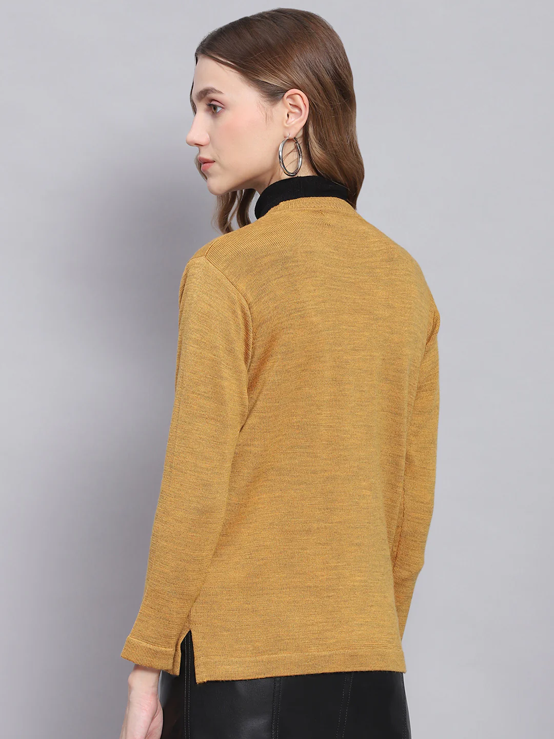 Women Yellow Solid V Neck Full Sleeve Cardigans - Image 5
